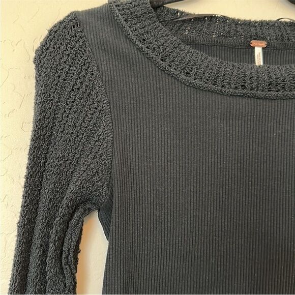 Free People NWT Cuffing Season Top in Black
Size Large - Picture 11 of 12